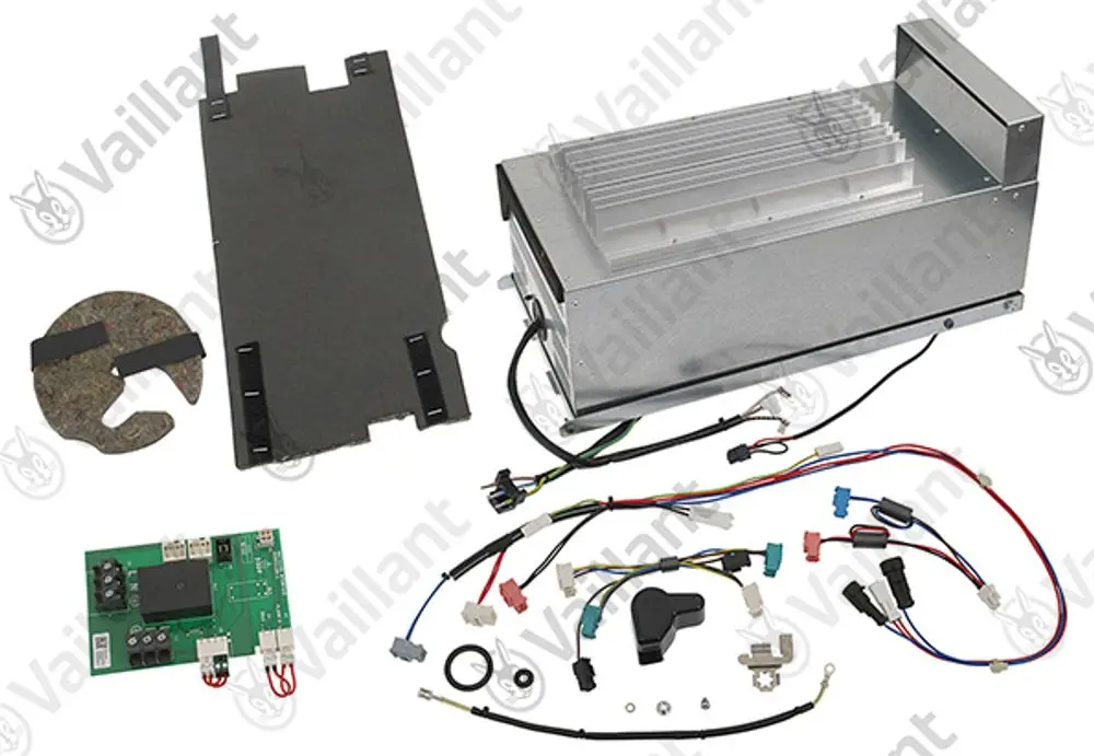Vaillant Wartungskit mit verschiedenen Komponenten, darunter ein elektronischer Regler, Kabel, Steckverbinder und eine Platine, zum Service eines Heizsystems.
